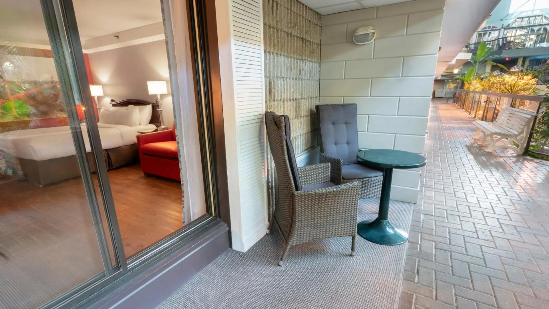 Hotel Quebec Inn